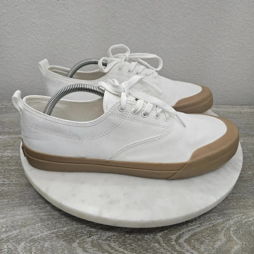 Sperry shoes are